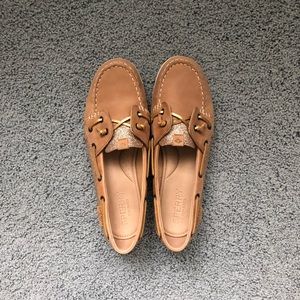 Tan Glitter Sherry Angelfish Boat Shoes | Size 8.5